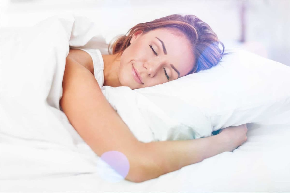 lady sleeping soundly on a Sophie Electric Bed